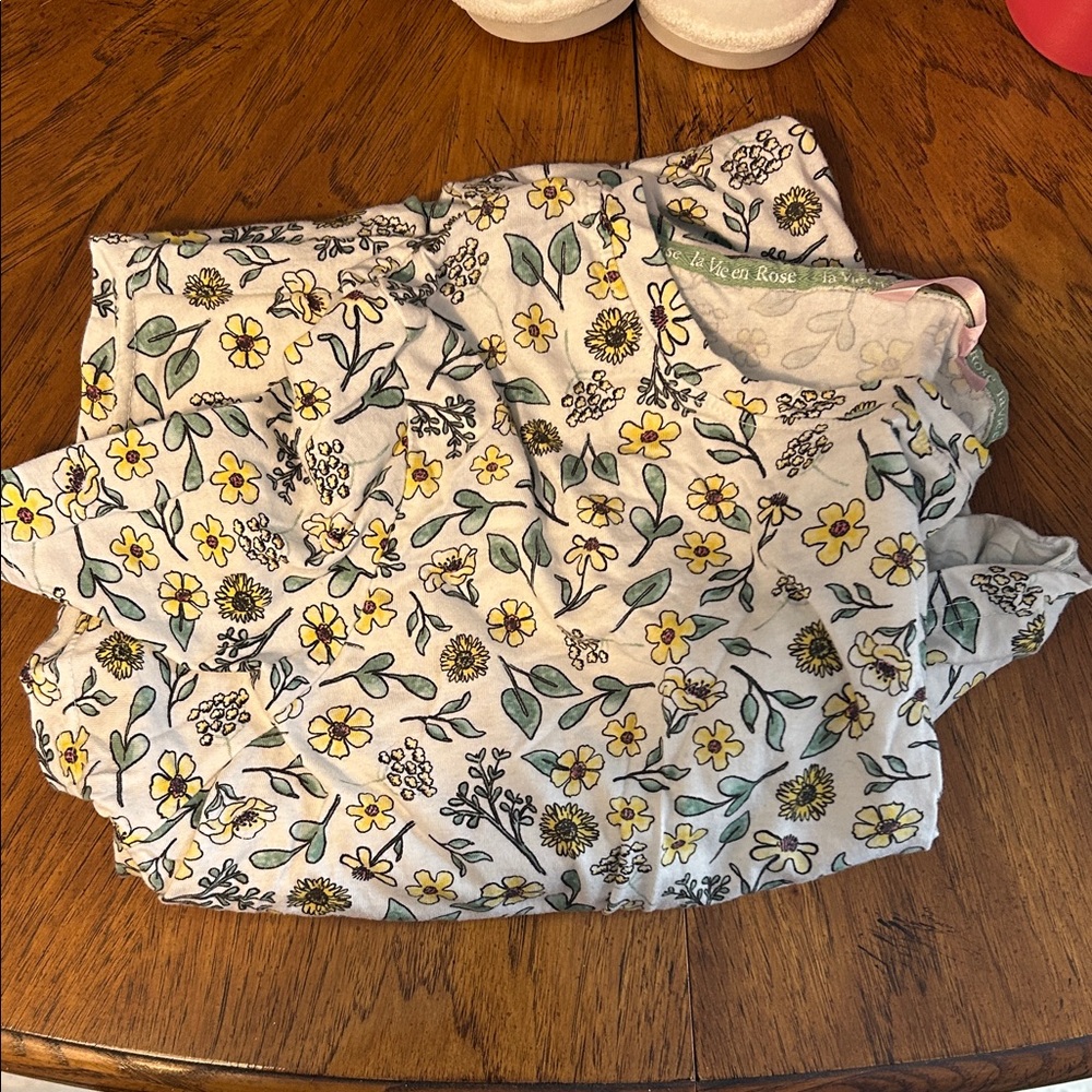 La Vie En Rose Floral Pajama Long T-shirt